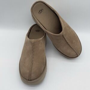 UGG‎ New Heights Sand Suede Platform Clog Women's Size US 11